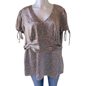 Star Print Blouse Top Lightweight V Neck Short Sleeve Ruched Celestial Plus Size